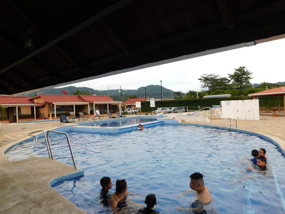 Condo Villa B27 Sleeps Five People - B28 Sleeps Six People - Price Includes Housekeeping Fees Not Taxes - Very Close To The Pool And Beach! Jacó Екстериор снимка